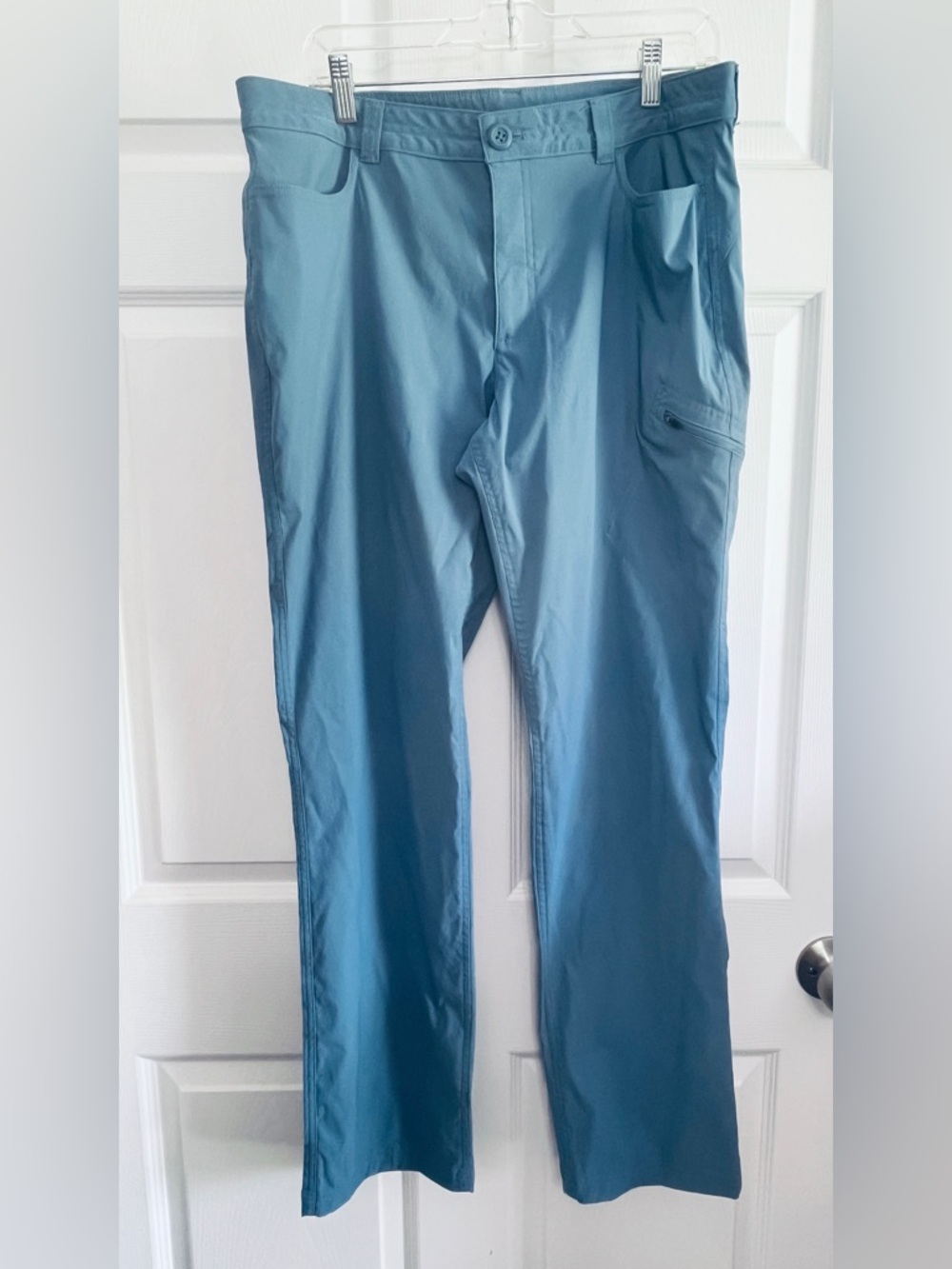 Eddie Bauer Women's Guide
Pro Pant